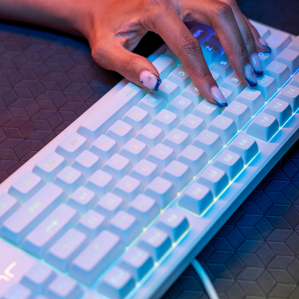 Nightfall Full-Size Wired Gaming Keyboard White - Image 4